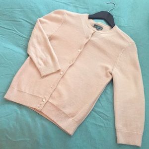 Women’s cardigan/sweater